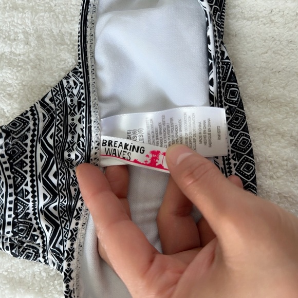 Trendy Black and White Kids Swim Set - Picture 5 of 6